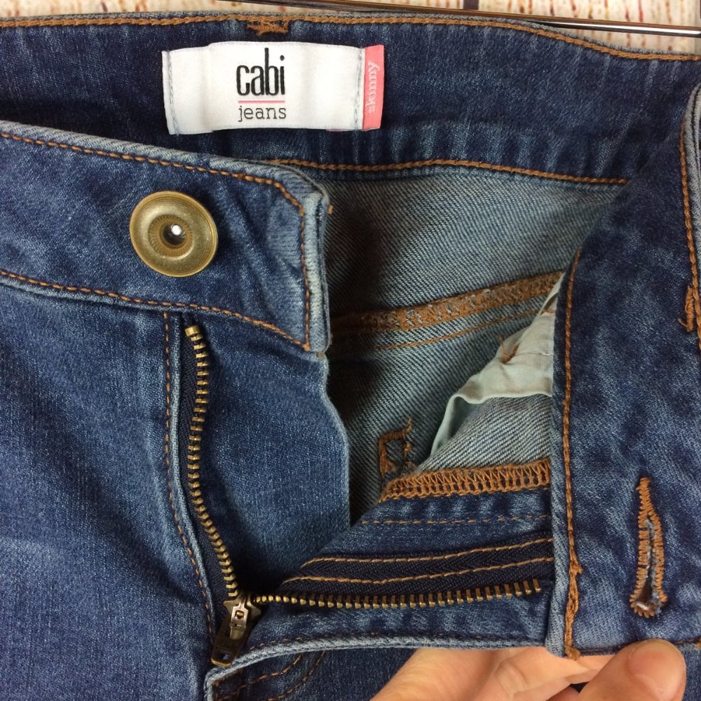 **SOLD** #5087 Destructed Skinny Denim Jeans Sz 6 - Picture 4 of 8